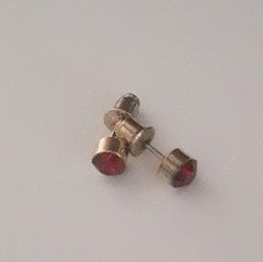 Jewellery - 4mm Red Stone Stud Earrings